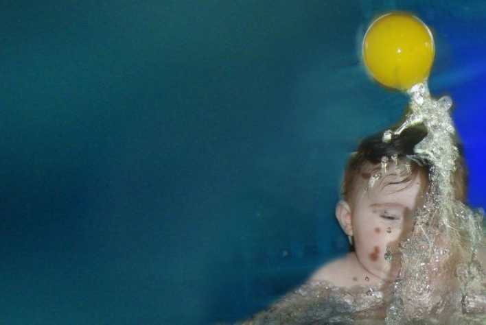 Babyschwimmen Ballspielen Wertheim